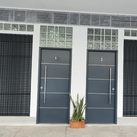 Apartment Alma De Triana 2 *