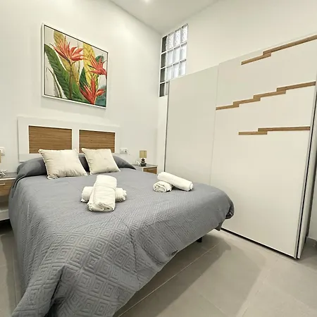 Alma De Triana 2 Apartment Seville